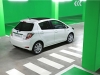 lowres_yaris_hybrid_ext_16_gms_2012