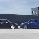 Mini 5-door er 16 cm længere end den almindelige Mini. Større udhæng bagtil øger bagagerummet med 67 liter.