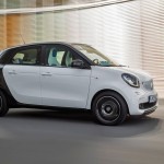 Smart ForFour er baseret på den kommende Renault Twingo og får samme koncept med hækmotor og baghjulstræk.