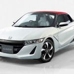 Honda S660 er kun 3,4 meter lang, men deler flere designelementer med supersportsvognen NSX.