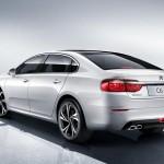 Særligt bagfra ligner Citroën C6 enhver anden sedan på det kinesiske marked.