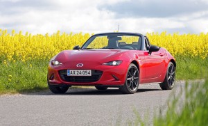 Mazda MX-5 er verdens mest solgte roadster - og byder da også på en helt fantastisk køreoplevelse til startpriser lidt over 300.000 kr.