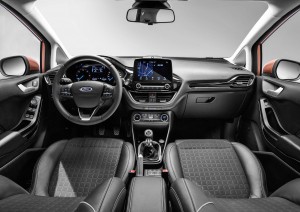 Den nye Ford Fiesta kan proppes med udstyr - desværre kommer den store infoskærm på otte tommer på billedet her til at koste ekstra.