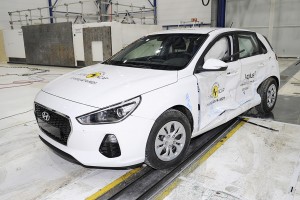 Hyundai i30 klarer trykket i Euro NCAP-crashtesten og scorer alle fem stjerner.