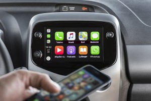 Mulighed for Apple Carplay er blandt nyhederne i den faceliftede Toyota Aygo.