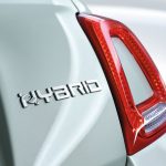 Fiat-500_Hybrid-skilt