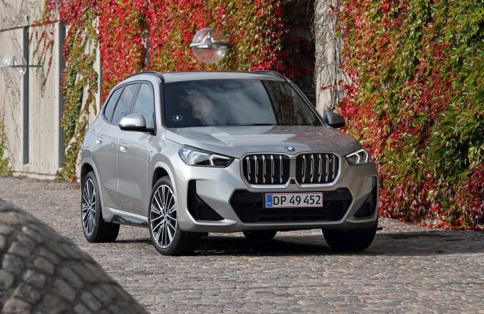 BMW iX1